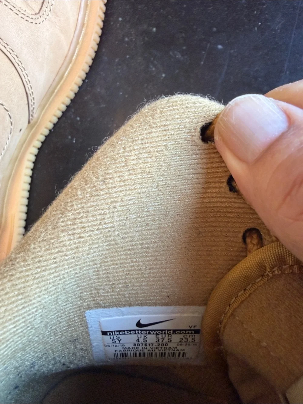 Nike High-Top Boots in Wheat Tan